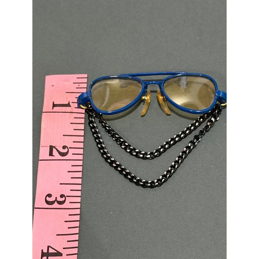 Vintage‎ Aviator Sunglasses Brooch  Blue Metal Retro Novelty Pin Dangle Chain